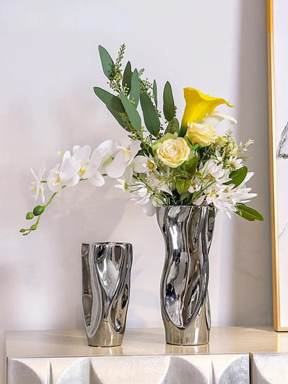 Silver ceramic vase with mirror surface