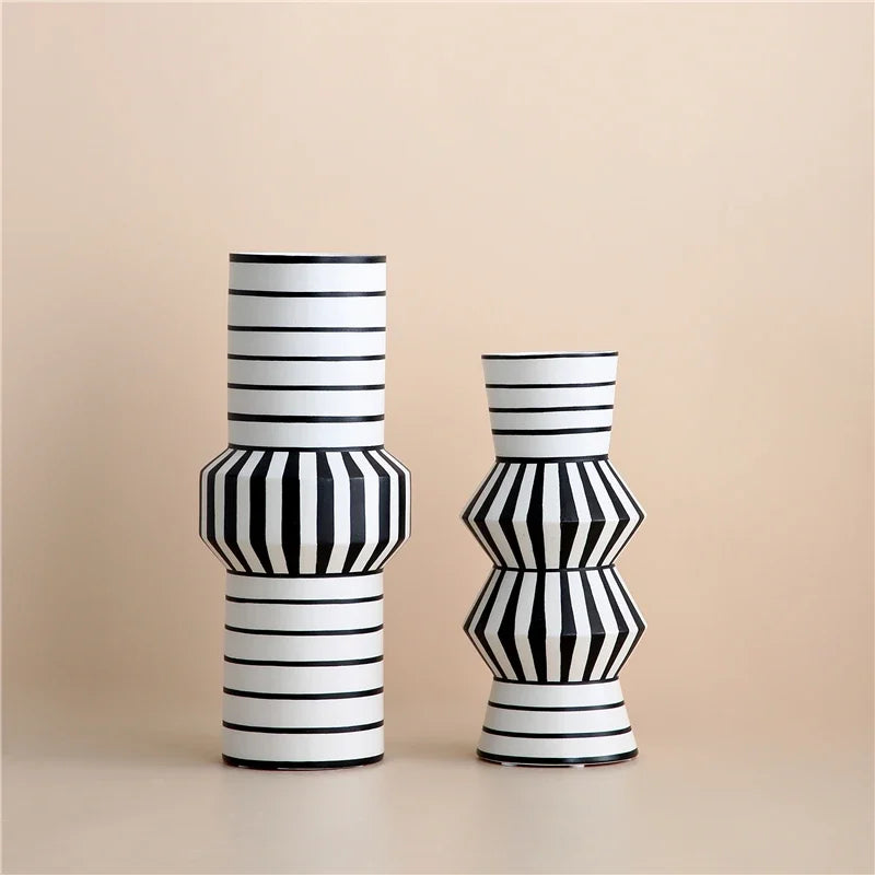 Ceramic Vase Black and White Stripe Geometry Round Ball Abstrait