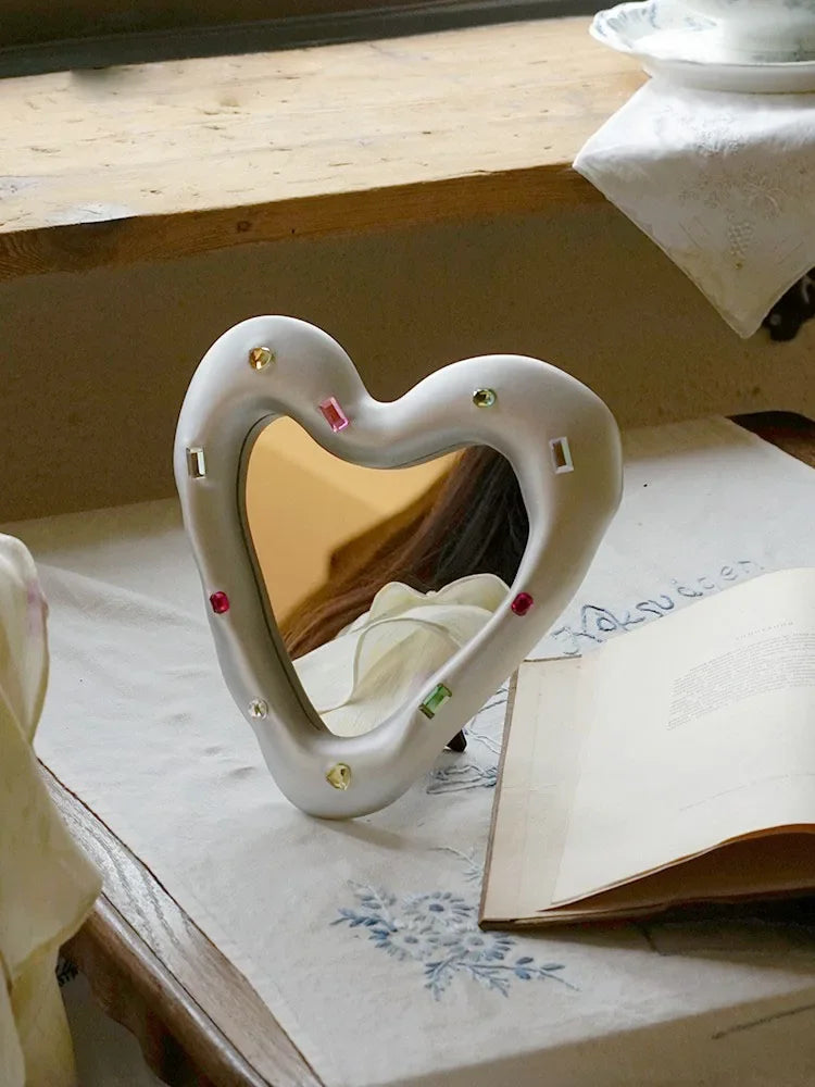 Creative Heart Shaped Makeup Mirror