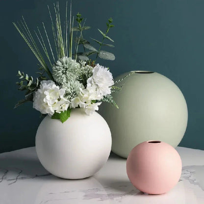 Round spherical shape ceramic vase for flowers