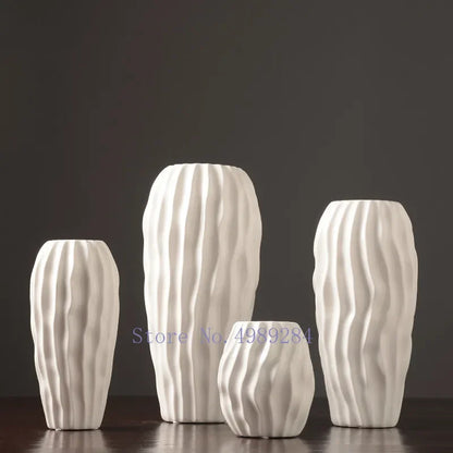 Ceramic Vase White Wave Pattern Irregular Flower