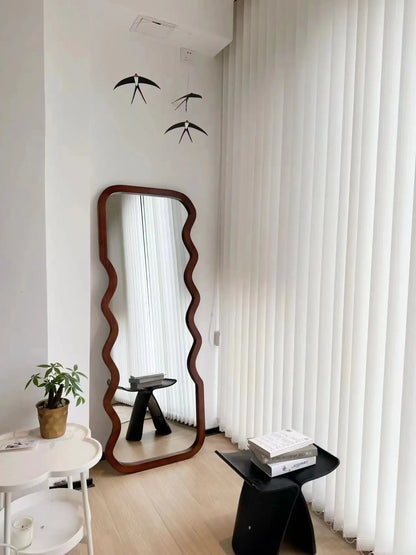 Retro Style Solid Mirror with Creative HD Border